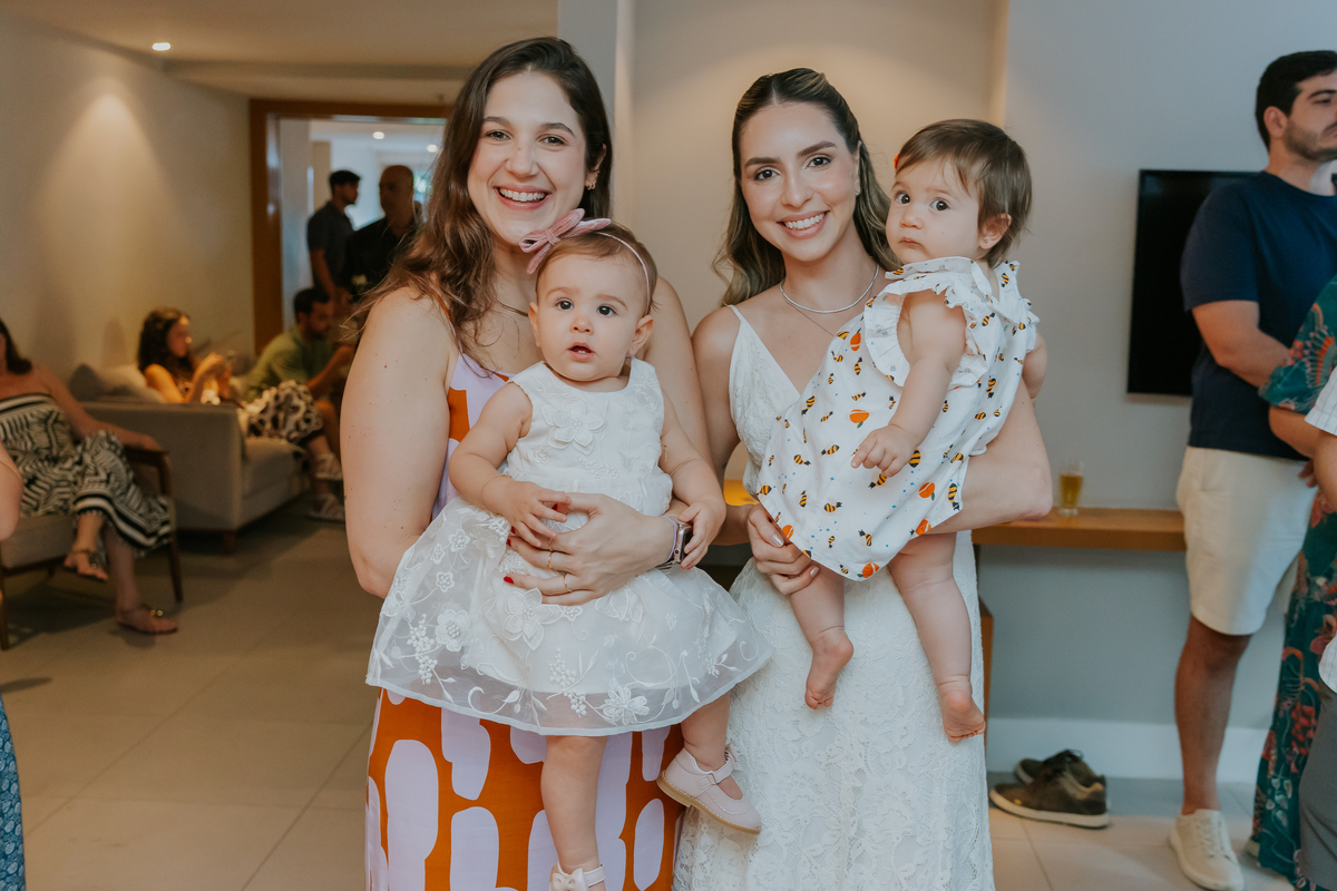 fotografia fotografa festa infantil 1 ano Manuela Río de Janeiro rj niteroi familia Icarai tema flores 