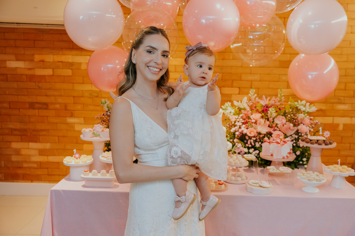 fotografia fotografa festa infantil 1 ano Manuela Río de Janeiro rj niteroi familia Icarai tema flores 