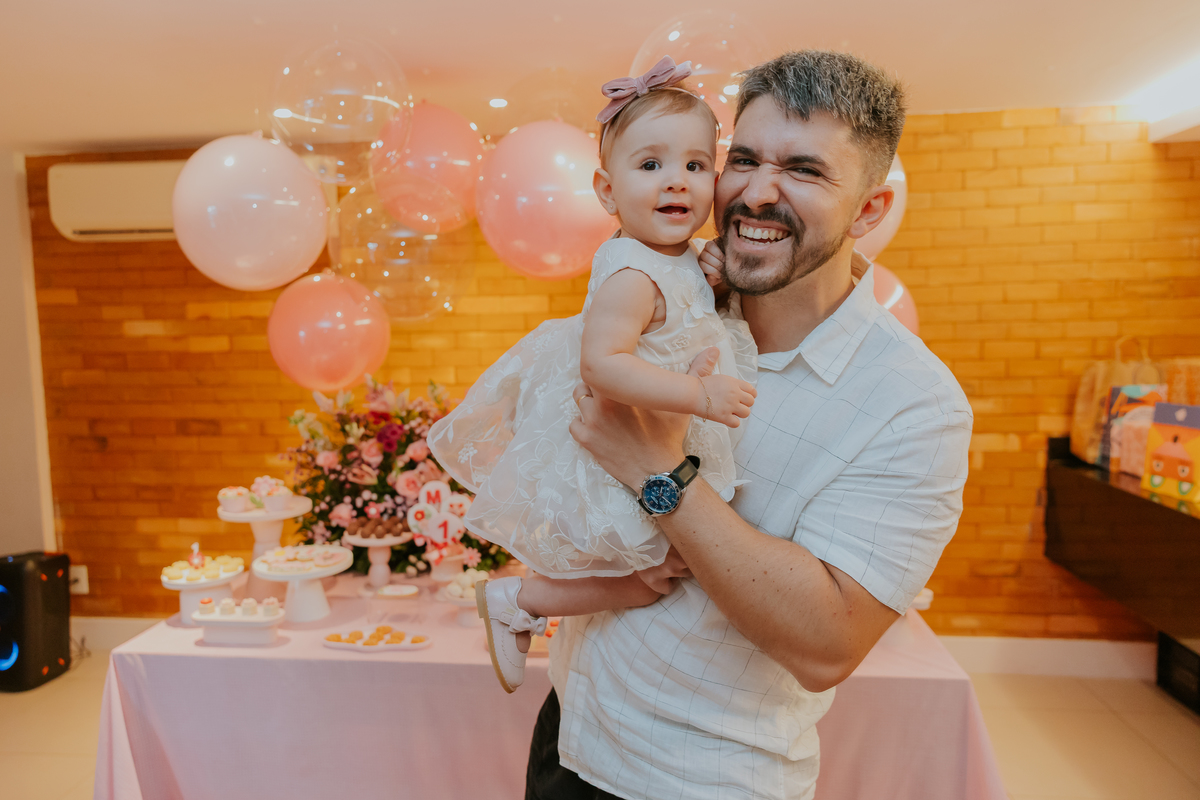 fotografia fotografa festa infantil 1 ano Manuela Río de Janeiro rj niteroi familia Icarai tema flores 