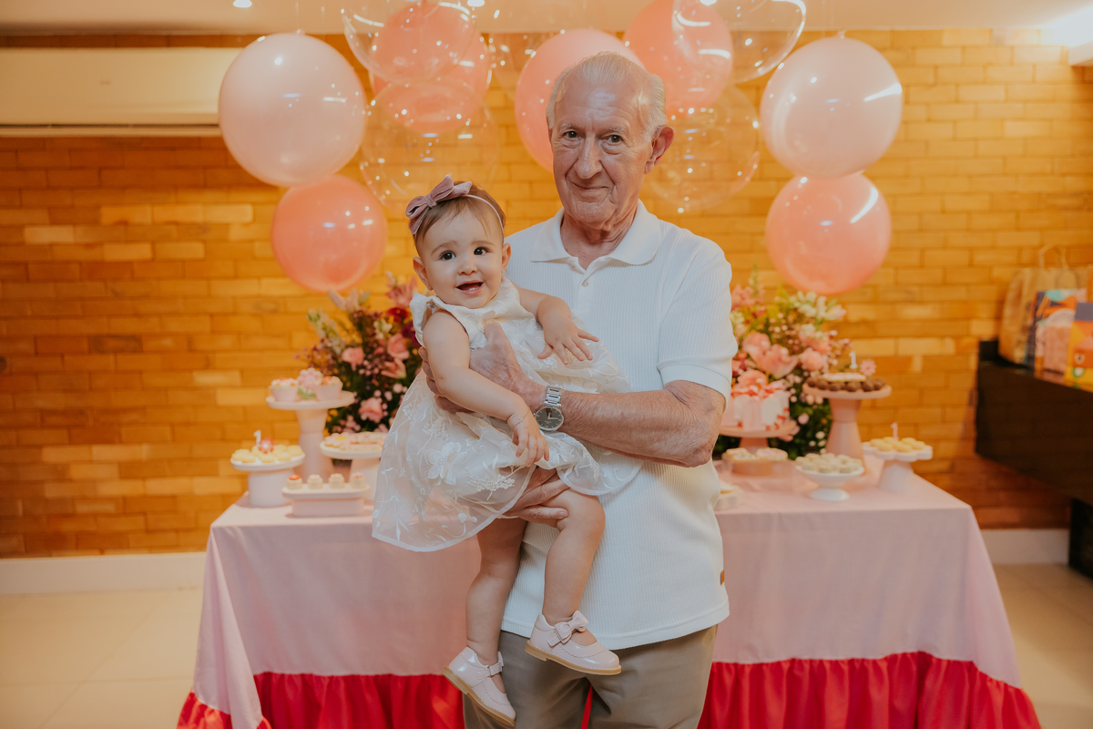 fotografia fotografa festa infantil 1 ano Manuela Río de Janeiro rj niteroi familia Icarai tema flores 