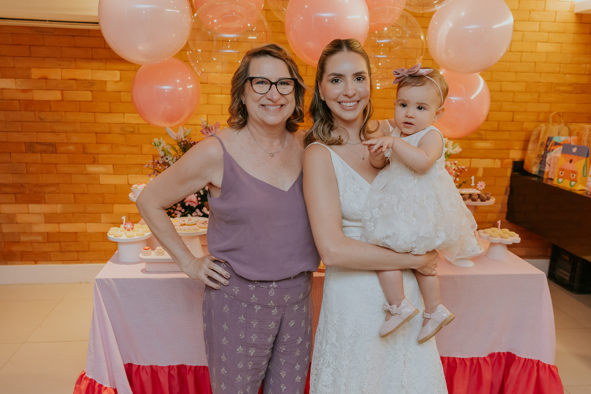 fotografia fotografa festa infantil 1 ano Manuela Río de Janeiro rj niteroi familia Icarai tema flores 