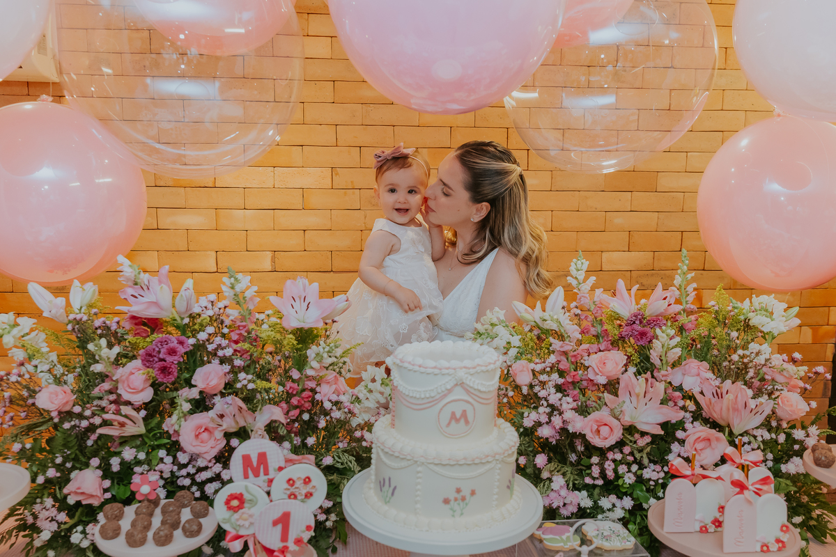 fotografia fotografa festa infantil 1 ano Manuela Río de Janeiro rj niteroi familia Icarai tema flores 