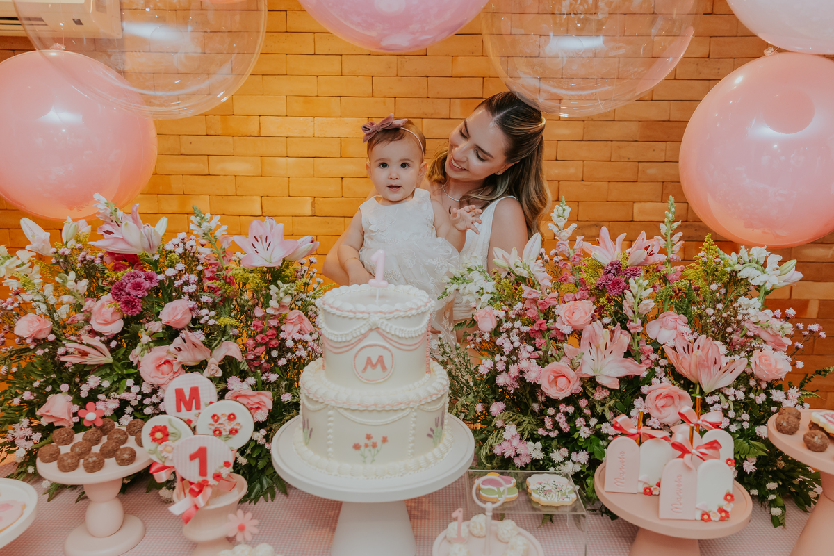 fotografia fotografa festa infantil 1 ano Manuela Río de Janeiro rj niteroi familia Icarai tema flores 