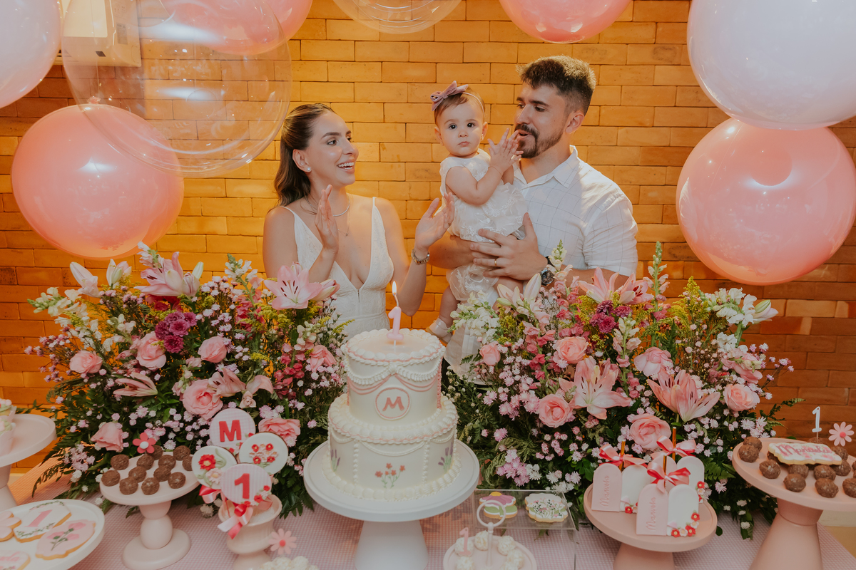 fotografia fotografa festa infantil 1 ano Manuela Río de Janeiro rj niteroi familia Icarai tema flores 