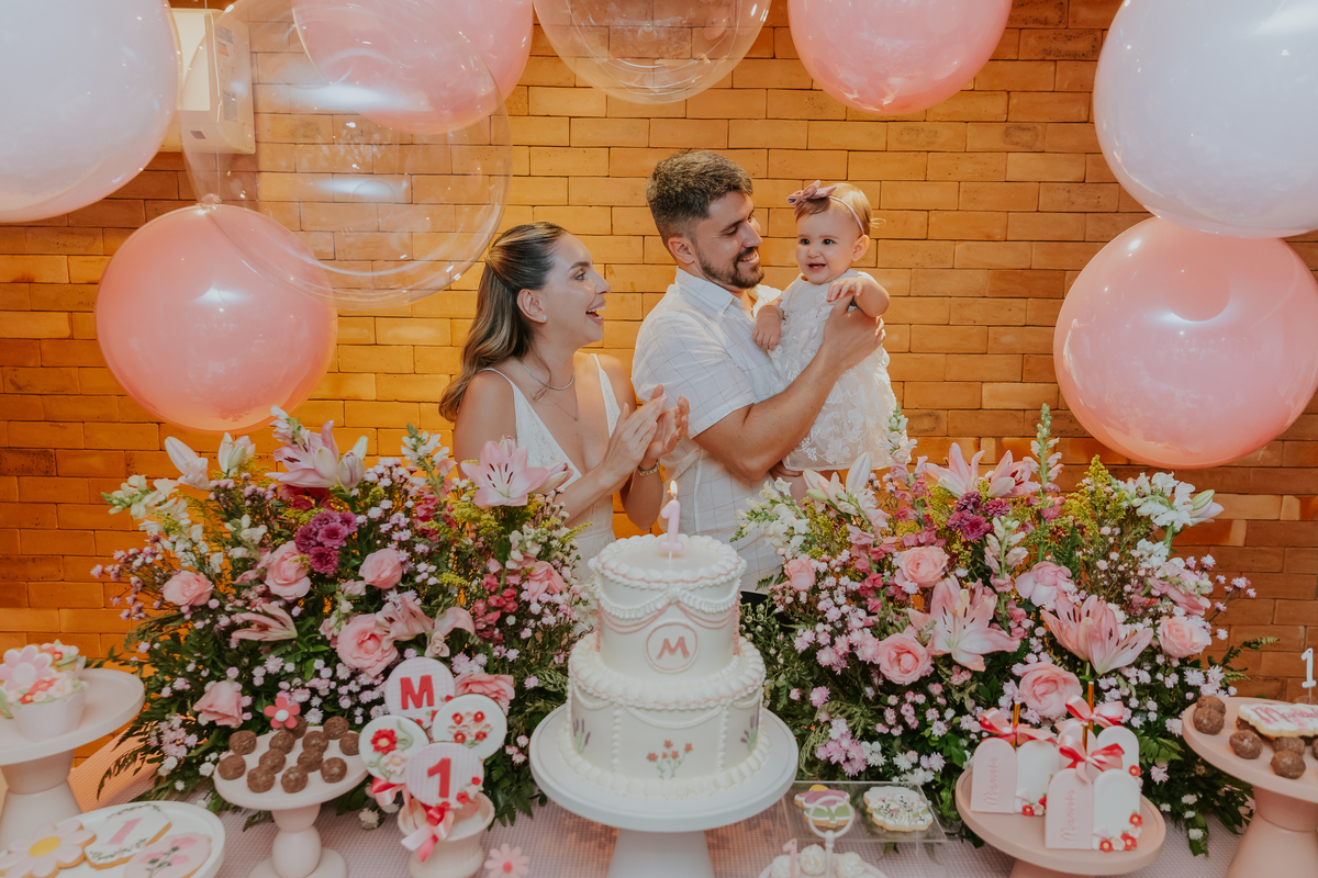 fotografia fotografa festa infantil 1 ano Manuela Río de Janeiro rj niteroi familia Icarai tema flores 
