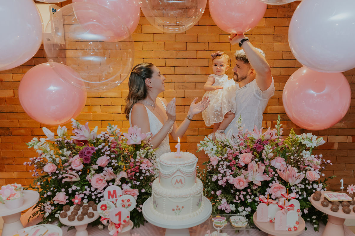 fotografia fotografa festa infantil 1 ano Manuela Río de Janeiro rj niteroi familia Icarai tema flores 