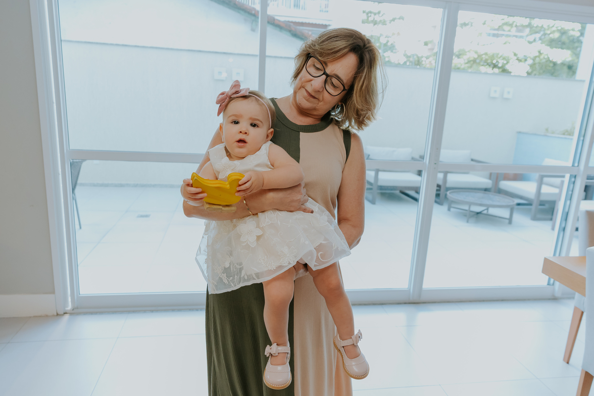 fotografia fotografa festa infantil 1 ano Manuela Río de Janeiro rj niteroi familia Icarai tema flores 