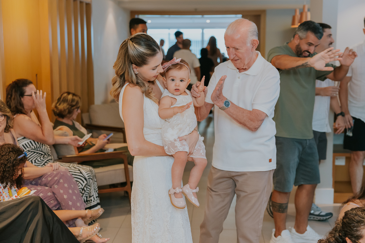 fotografia fotografa festa infantil 1 ano Manuela Río de Janeiro rj niteroi familia Icarai tema flores 