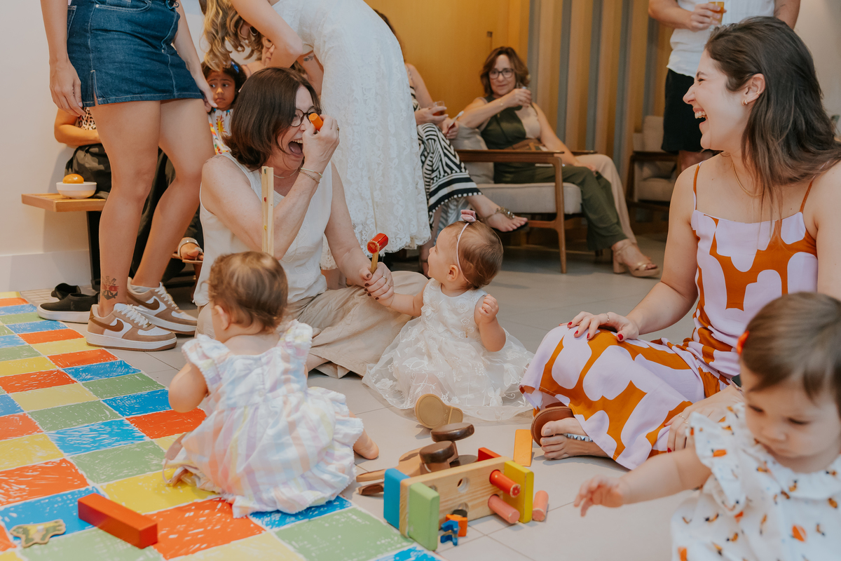 fotografia fotografa festa infantil 1 ano Manuela Río de Janeiro rj niteroi familia Icarai tema flores 