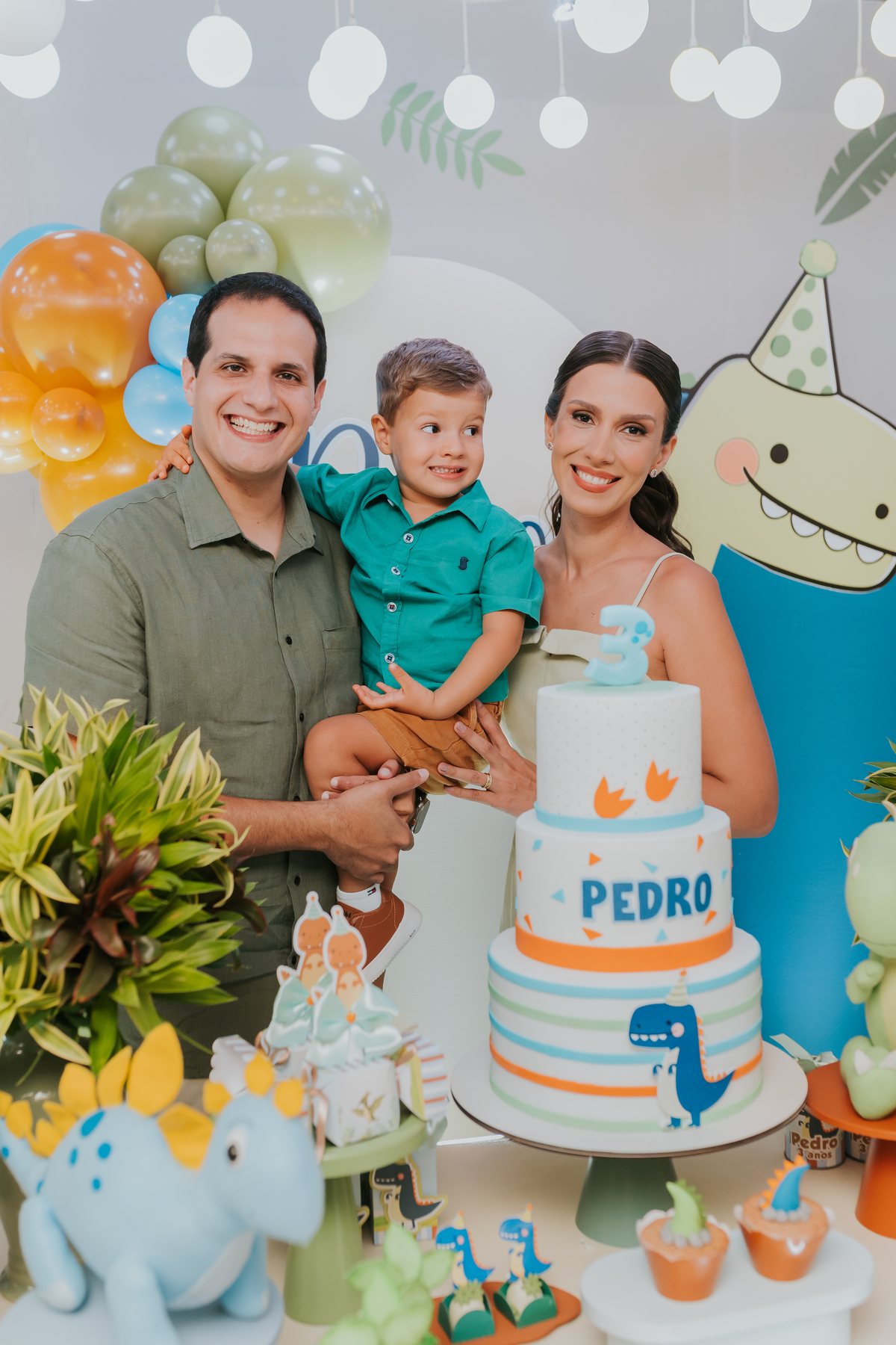 fotografia fotografa festa infantil rj Rio de Janeiro Botafogo espoleta buffet casa de festas 3 anos Pedro tema dinossauro 