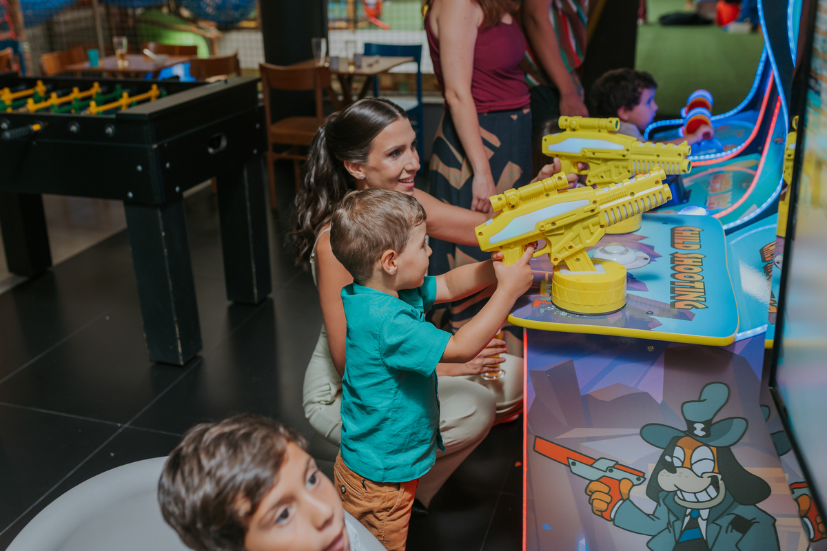 fotografia fotografa festa infantil rj Rio de Janeiro Botafogo espoleta buffet casa de festas 3 anos Pedro tema dinossauro 