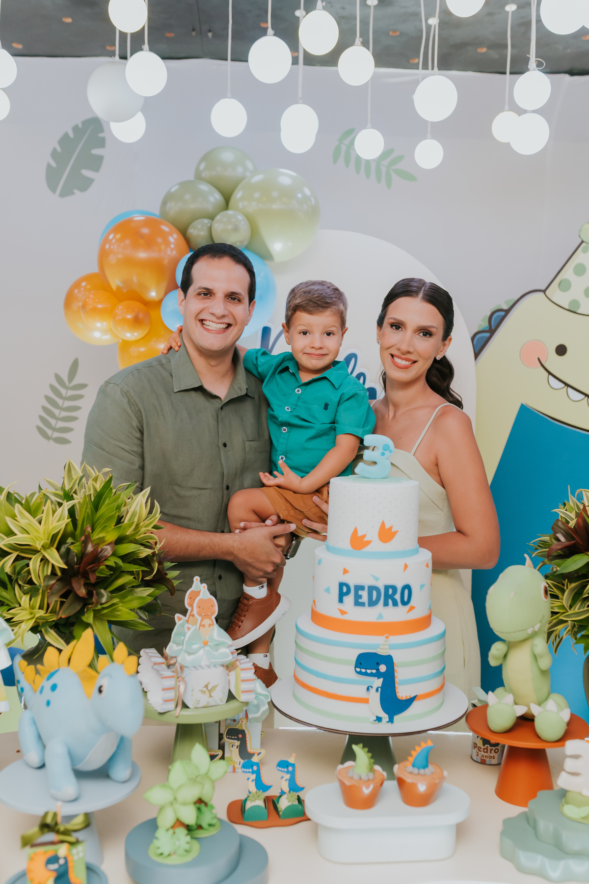 fotografia fotografa festa infantil rj Rio de Janeiro Botafogo espoleta buffet casa de festas 3 anos Pedro tema dinossauro 