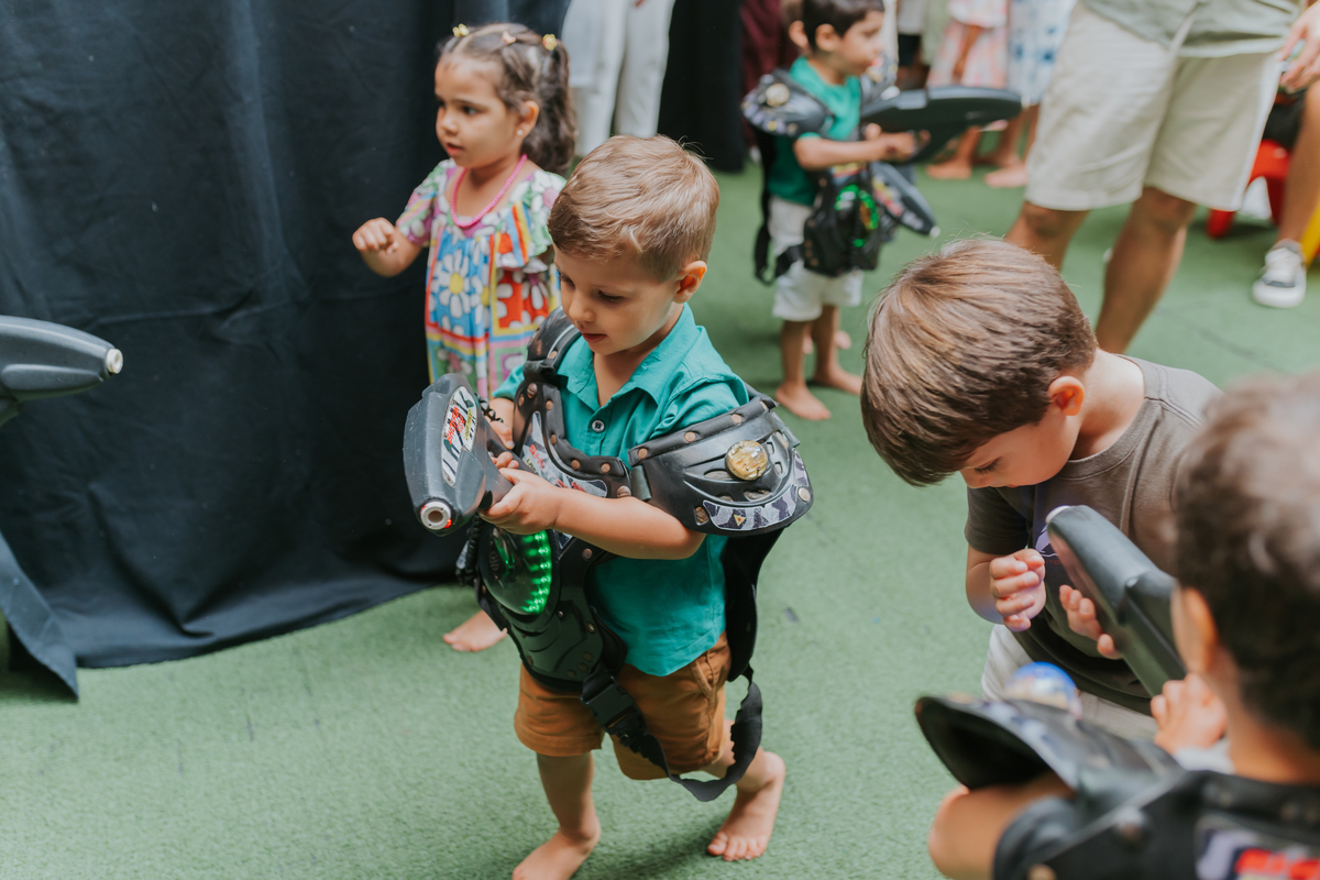 fotografia fotografa festa infantil rj Rio de Janeiro Botafogo espoleta buffet casa de festas 3 anos Pedro tema dinossauro 