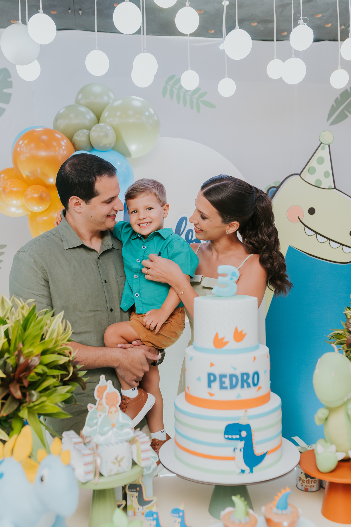 fotografia fotografa festa infantil rj Rio de Janeiro Botafogo espoleta buffet casa de festas 3 anos Pedro tema dinossauro 