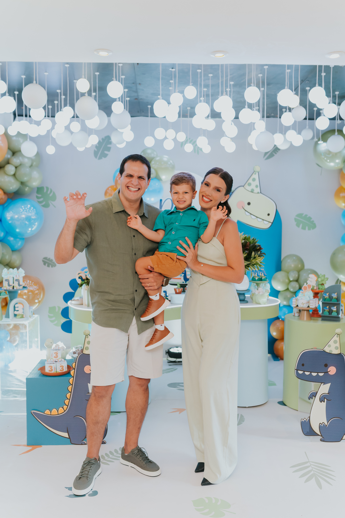 fotografia fotografa festa infantil rj Rio de Janeiro Botafogo espoleta buffet casa de festas 3 anos Pedro tema dinossauro 