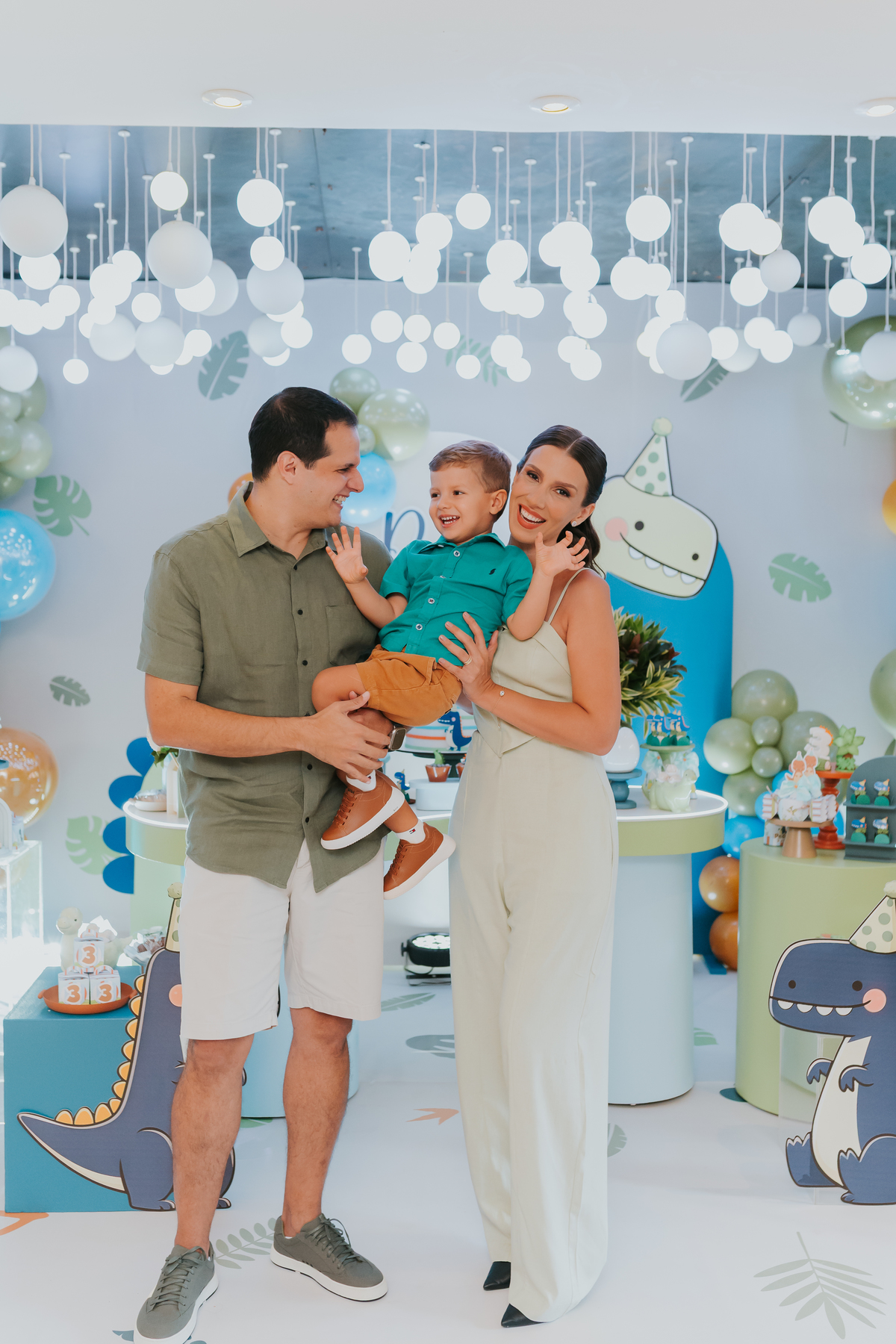 fotografia fotografa festa infantil rj Rio de Janeiro Botafogo espoleta buffet casa de festas 3 anos Pedro tema dinossauro 