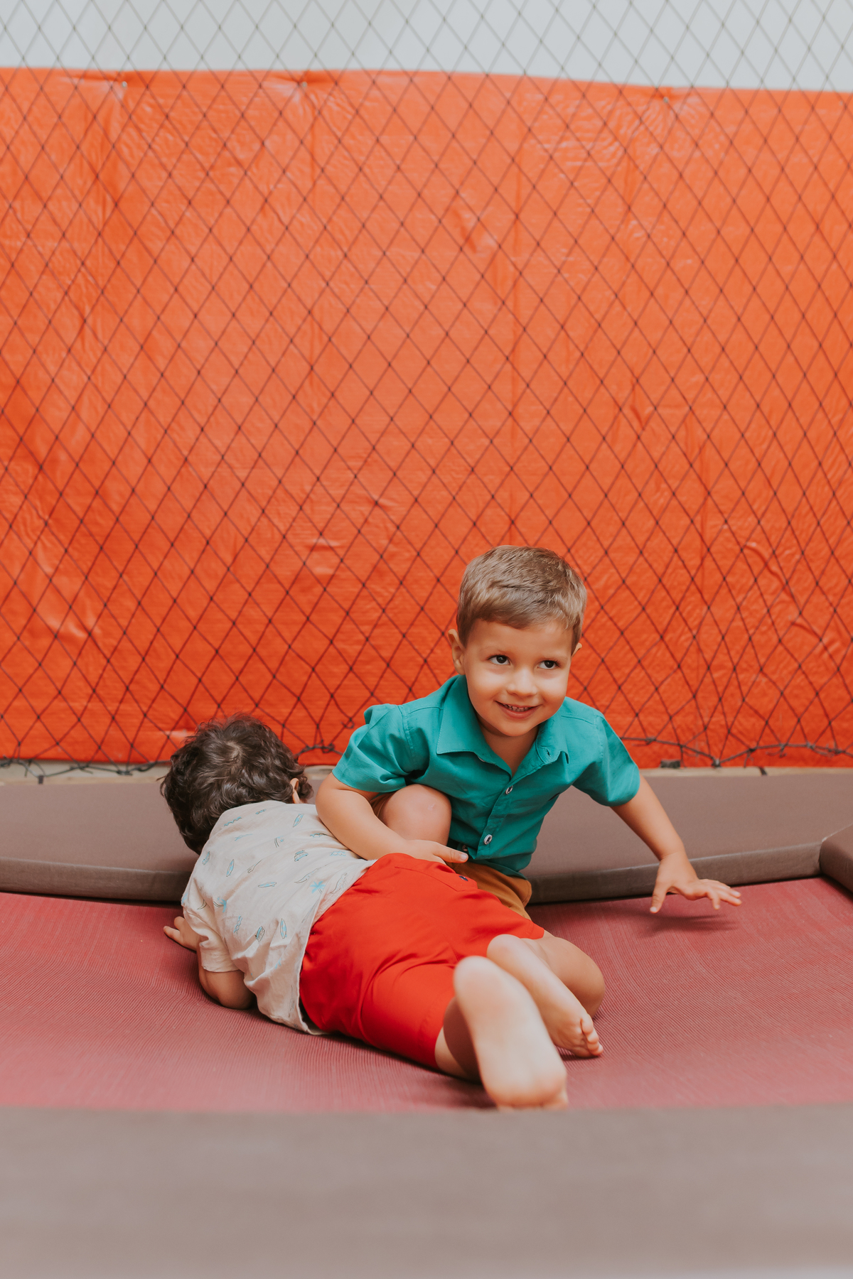 fotografia fotografa festa infantil rj Rio de Janeiro Botafogo espoleta buffet casa de festas 3 anos Pedro tema dinossauro 