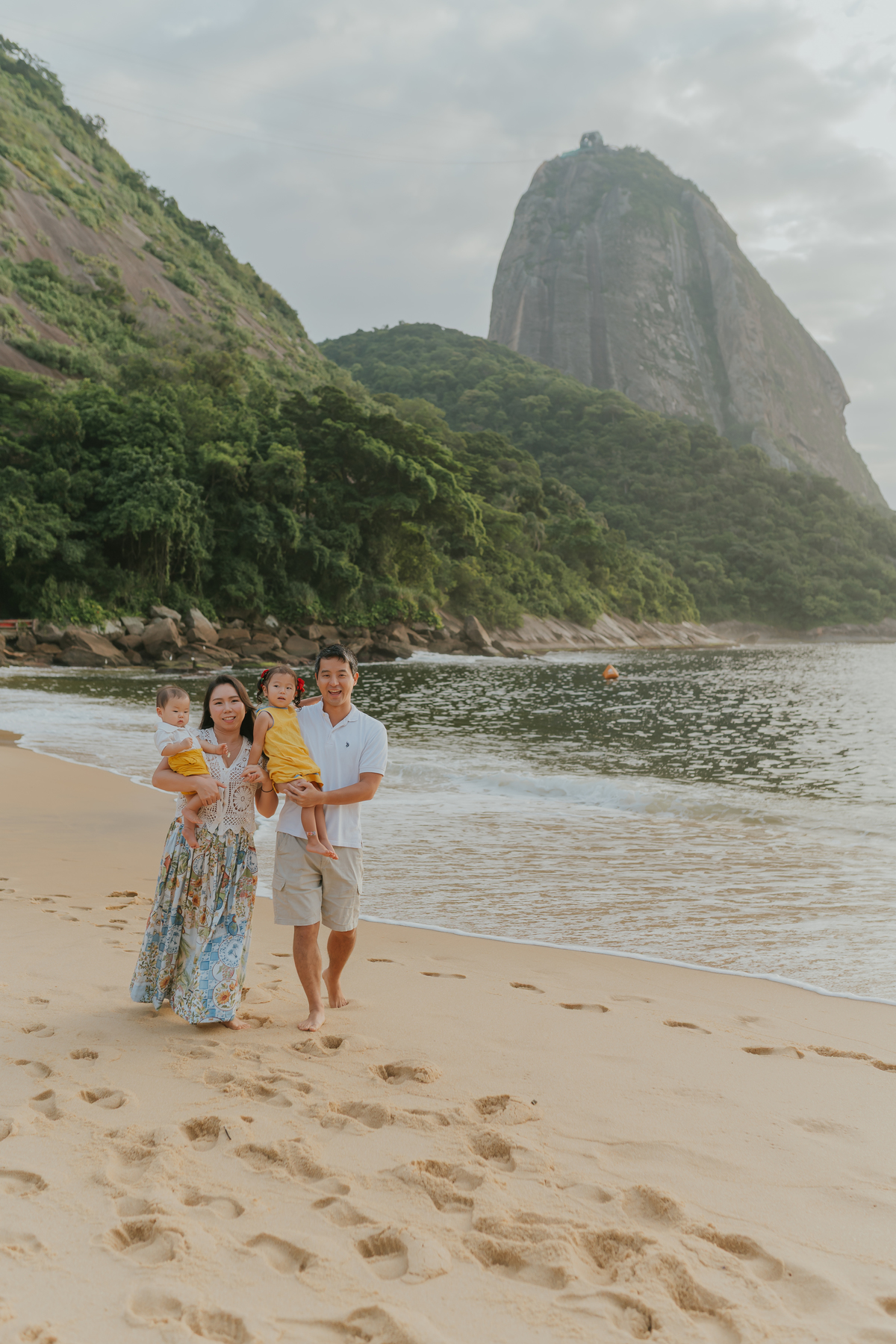 fotografia fotografa ensaio sessão externa na praia vermelha urca Rio de Janeiro rj bruna Guerson japoneses 