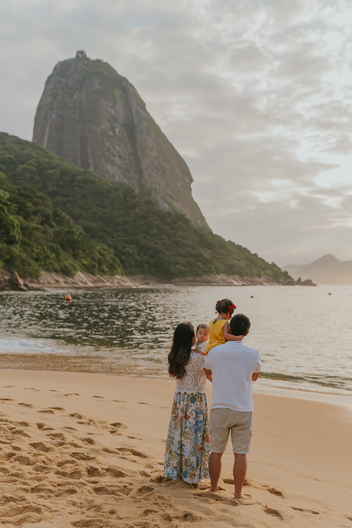 fotografia fotografa ensaio sessão externa na praia vermelha urca Rio de Janeiro rj bruna Guerson japoneses 