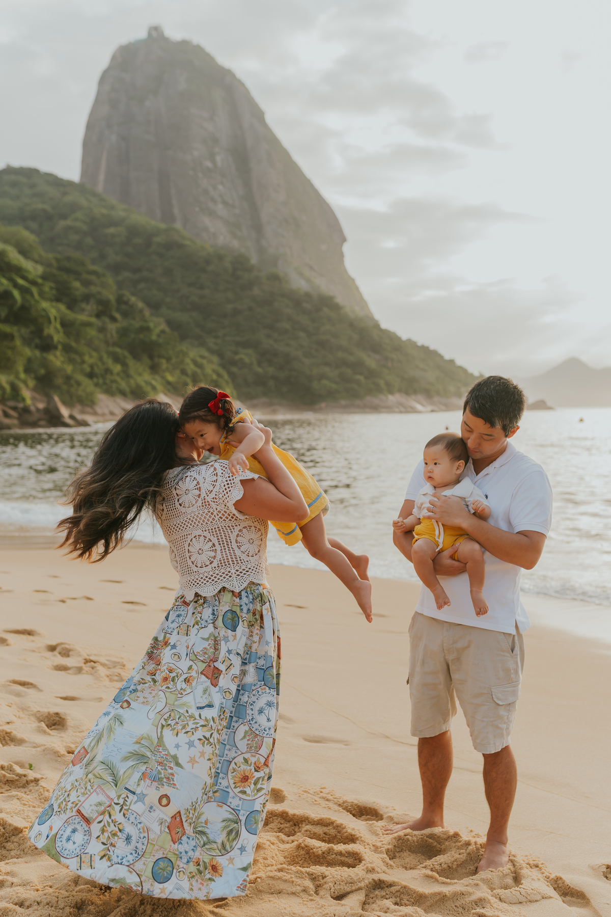 fotografia fotografa ensaio sessão externa na praia vermelha urca Rio de Janeiro rj bruna Guerson japoneses 