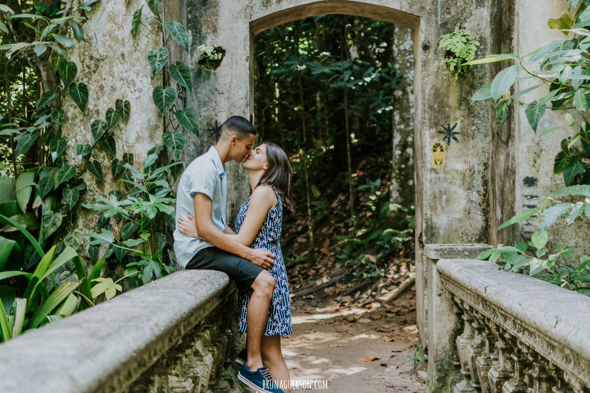 Fotografia ensaio de casal- Parque Lage, Rio de Janeiro