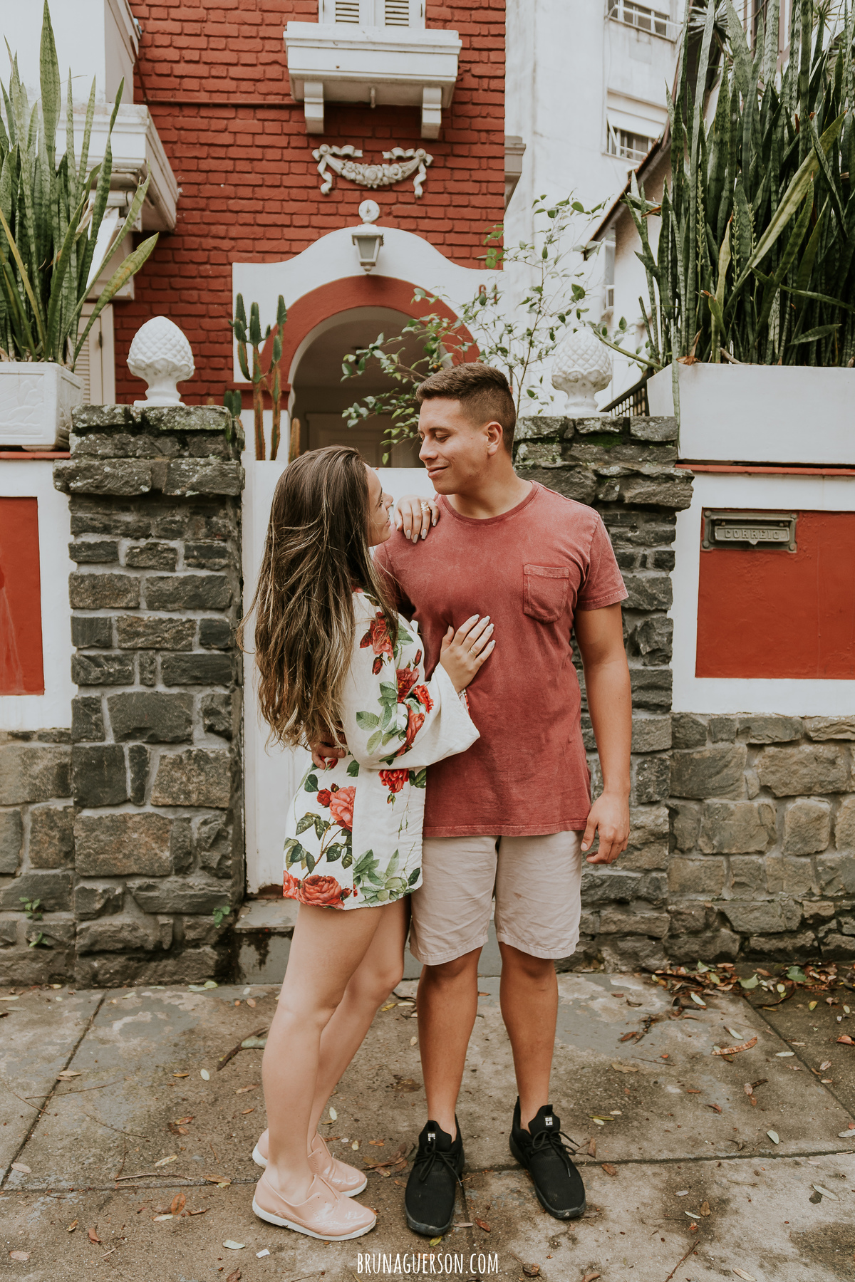 ensaio de casal praia vermelha urca rio de janeiro rj nublado praia 