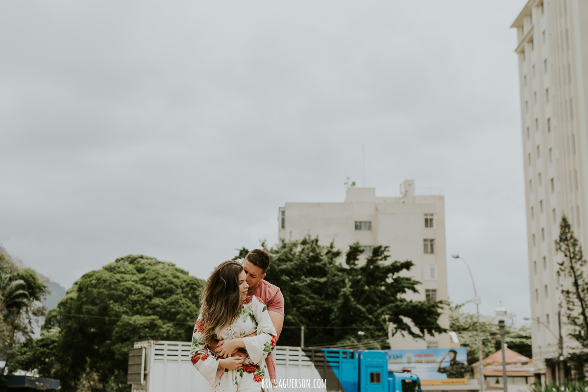 ensaio de casal praia vermelha urca rio de janeiro rj nublado praia 