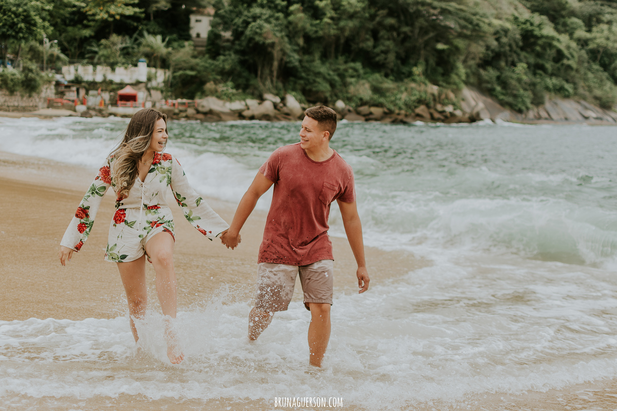 ensaio de casal praia vermelha urca rio de janeiro rj nublado praia 
