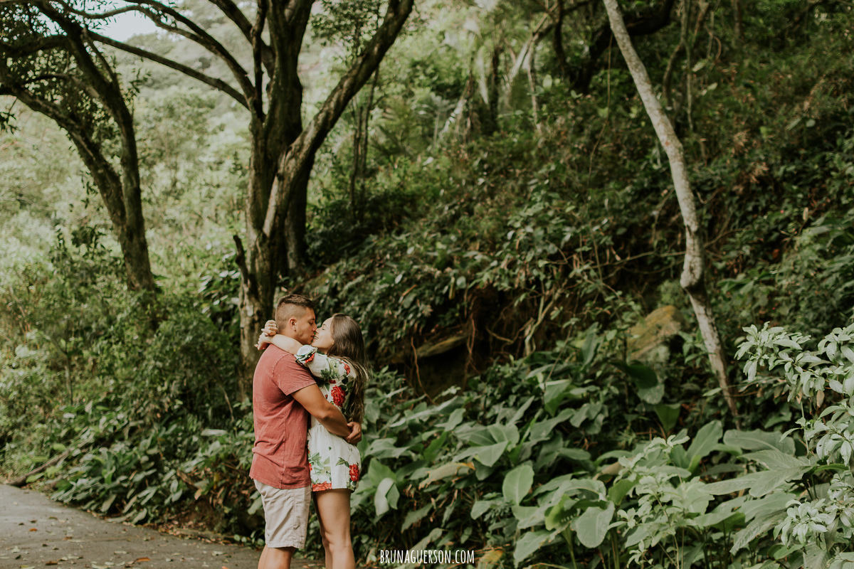ensaio de casal praia vermelha urca rio de janeiro rj nublado praia 