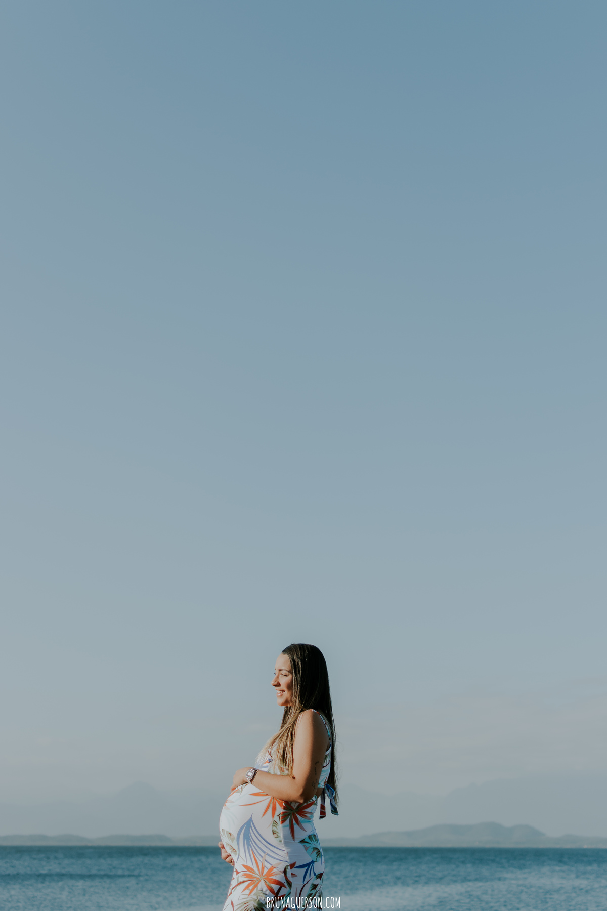  fotografia ensaio externo de casal gestante Rio de Janeiro ilha do governador fotógrafa rj 