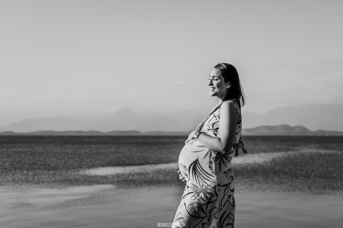  fotografia ensaio externo de casal gestante Rio de Janeiro ilha do governador fotógrafa rj 