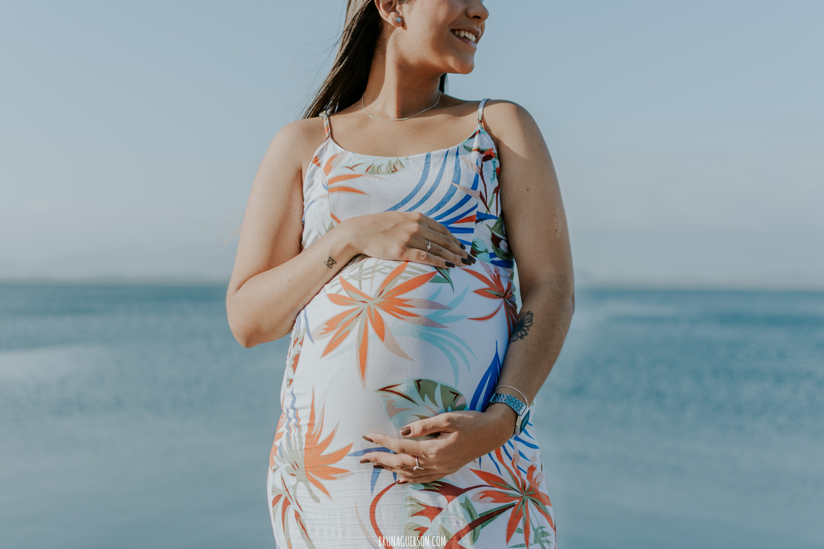  fotografia ensaio externo de casal gestante Rio de Janeiro ilha do governador fotógrafa rj 