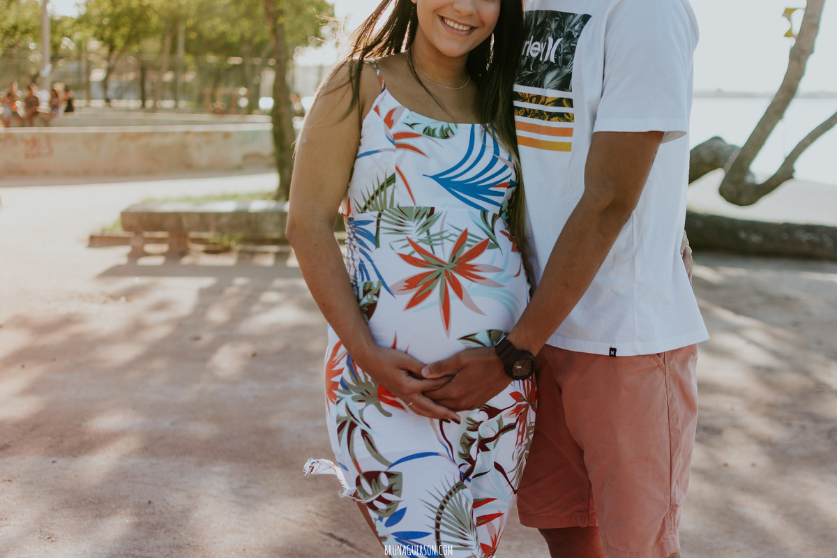  fotografia ensaio externo de casal gestante Rio de Janeiro ilha do governador fotógrafa rj 
