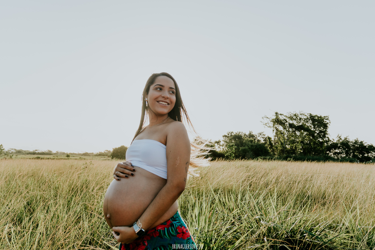  fotografia ensaio externo de casal gestante Rio de Janeiro ilha do governador fotógrafa rj 