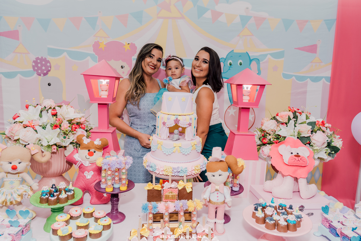 decoração circo rosa festa infantil rj rio de janeiro  fotografia bruna guerson fotos mesa do bolo