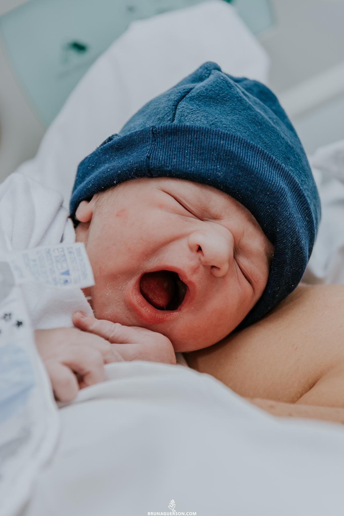 fotografia de parto rio de janeiro bruna guerson maternidade são josé bebe bocejando