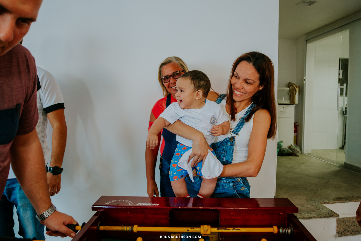 festa infantil rio de janeiro rj bruna guerson fotografa sereia criança piscina