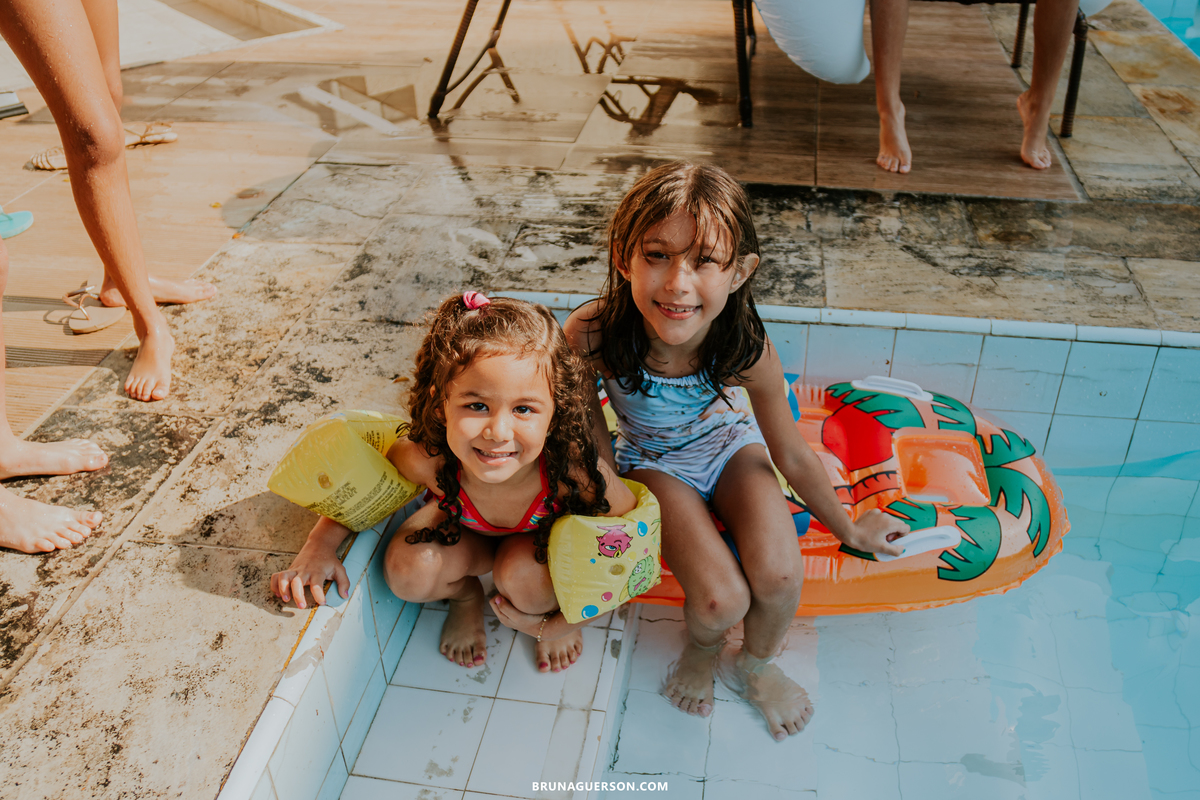 festa infantil rio de janeiro rj bruna guerson fotografa sereia  piscina criança