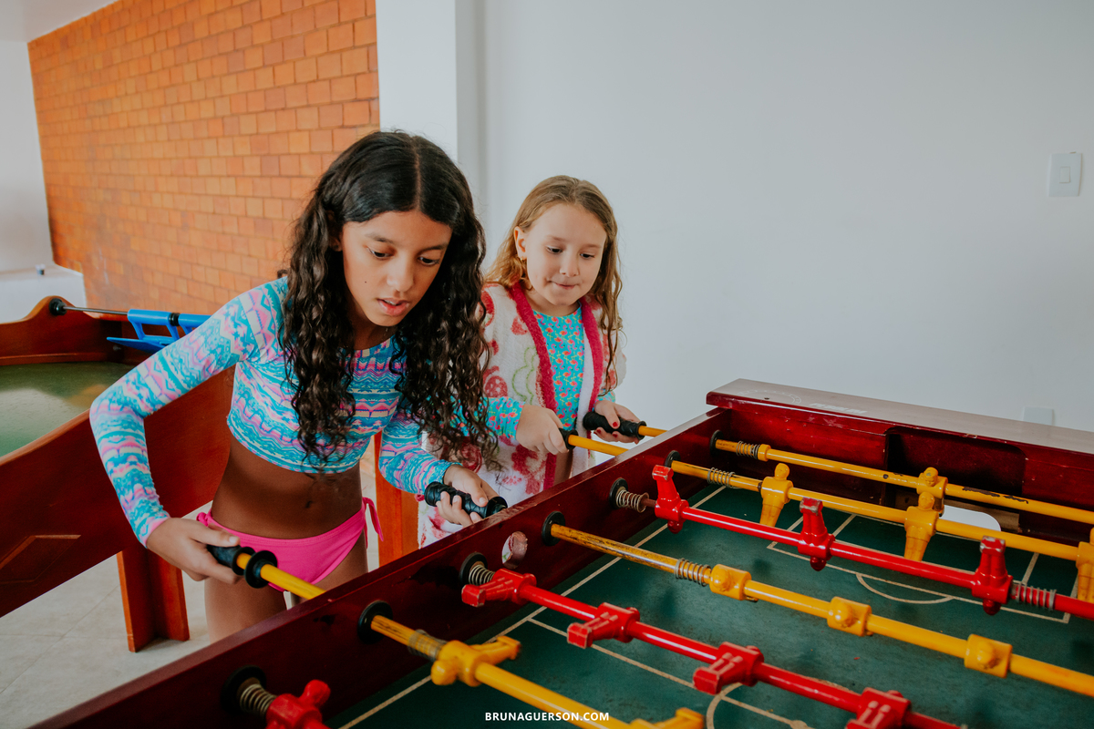 festa infantil rio de janeiro rj bruna guerson fotografa sereia criança brincando