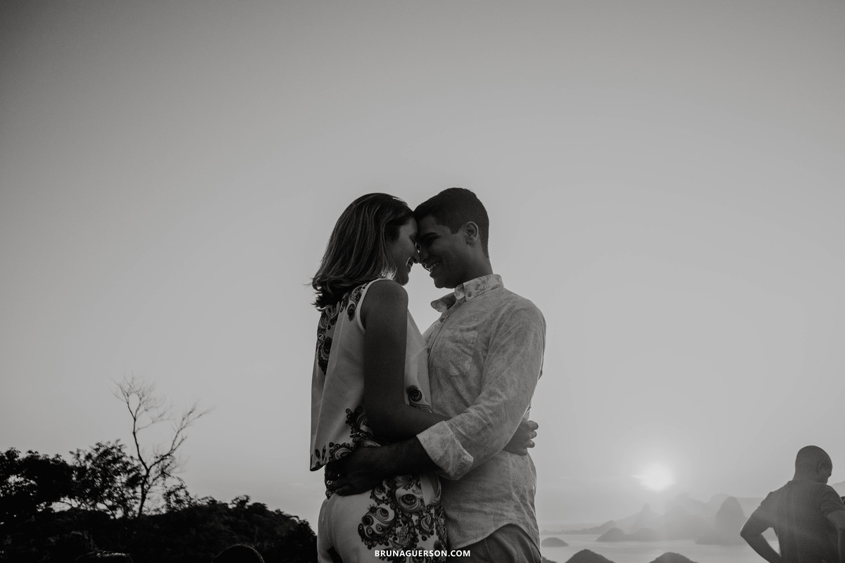ensaio de casal rio de janeiro icarai niteroi rj fotografo parque da cidade pedido casamento por do sol
