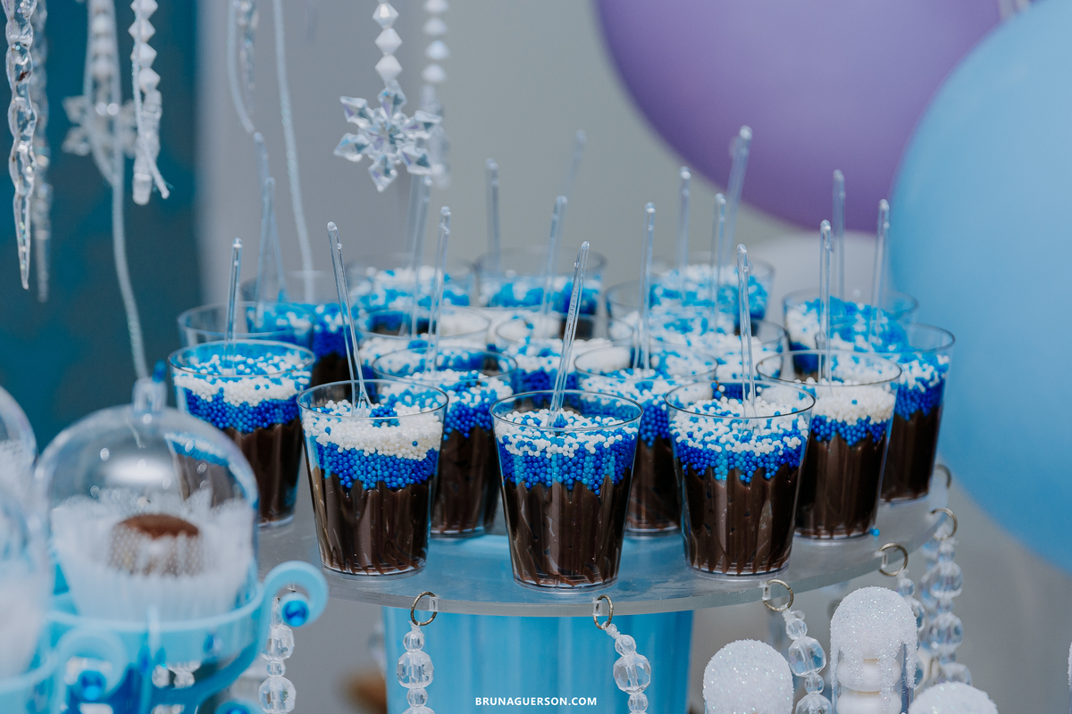 aniversario festa infantil rio de Janeiro rj ilha do governador fronzen decoracao