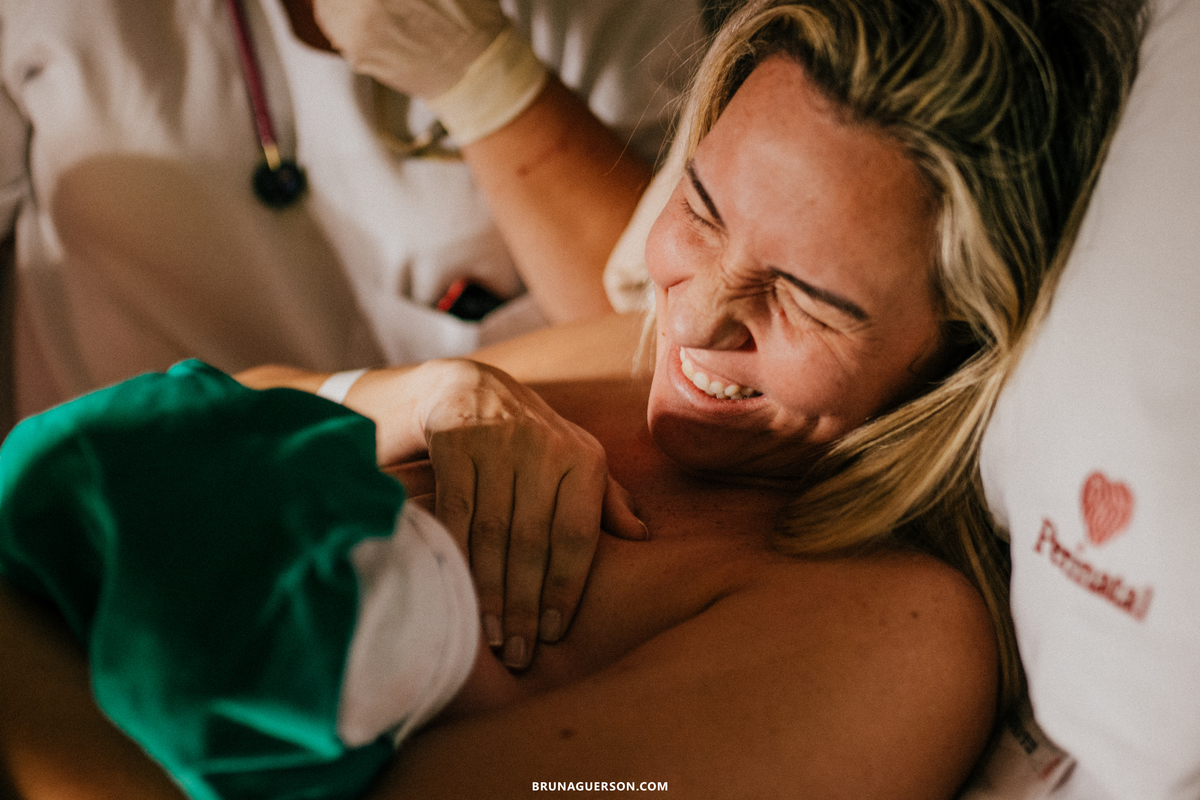 fotografia de parto fotografa rj Rio de Janeiro perinatal laranjeiras perinatal barra da Tijuca parto normal parto humanizado fotos de parto