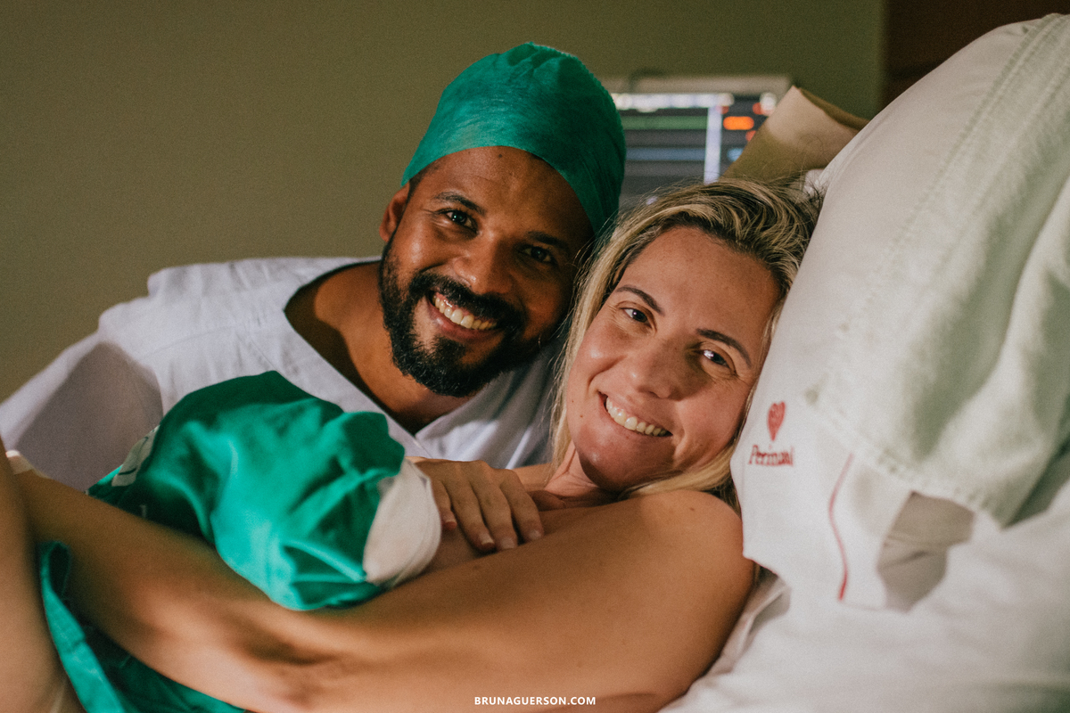 fotografia de parto fotografa rj Rio de Janeiro perinatal laranjeiras perinatal barra da Tijuca parto normal parto humanizado fotos de parto