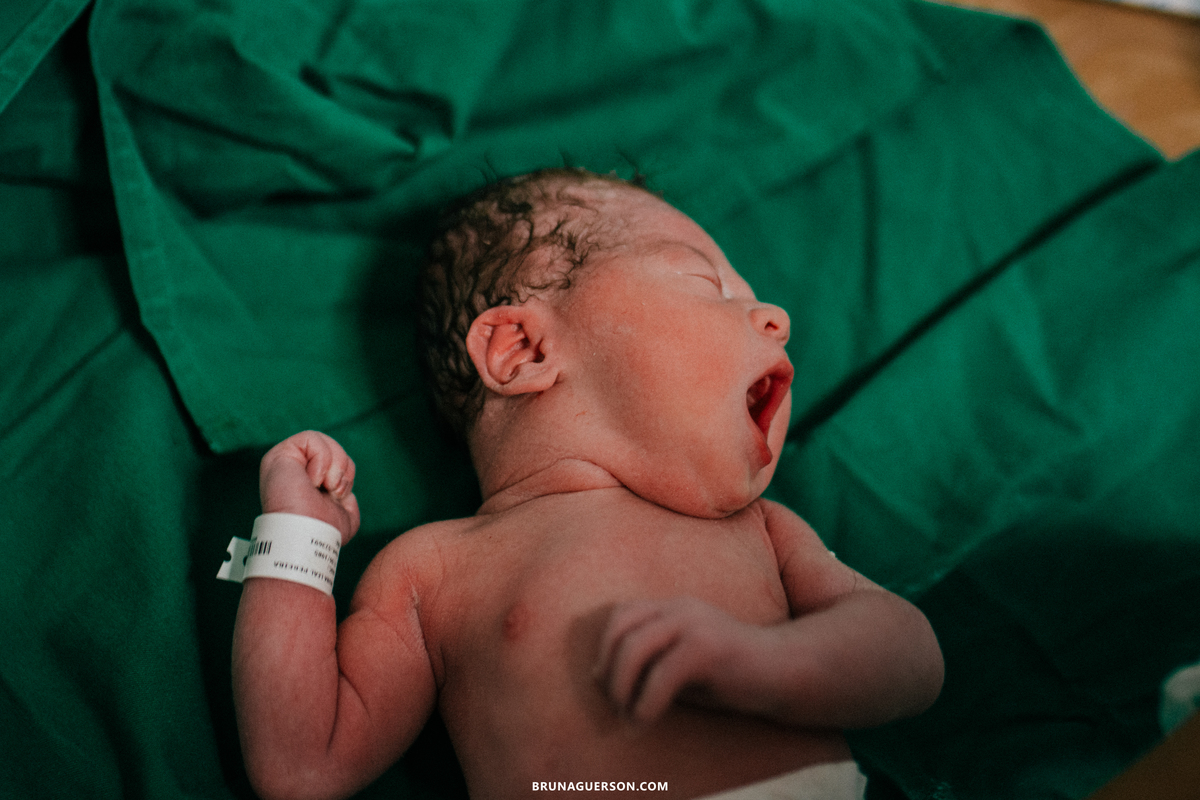 fotografia de parto fotografa rj Rio de Janeiro perinatal laranjeiras perinatal barra da Tijuca parto normal parto humanizado fotos de parto