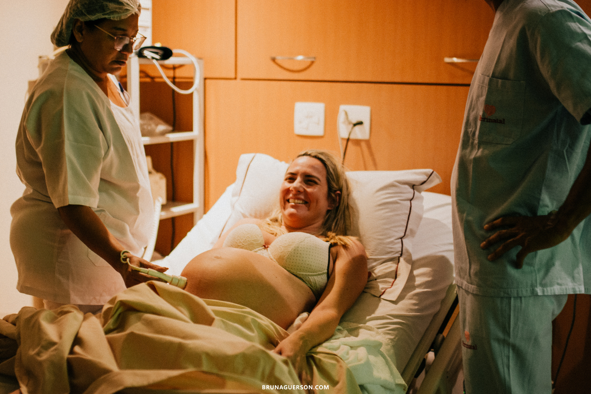 fotografia de parto fotografa rj Rio de Janeiro perinatal laranjeiras perinatal barra da Tijuca parto normal parto humanizado fotos de parto