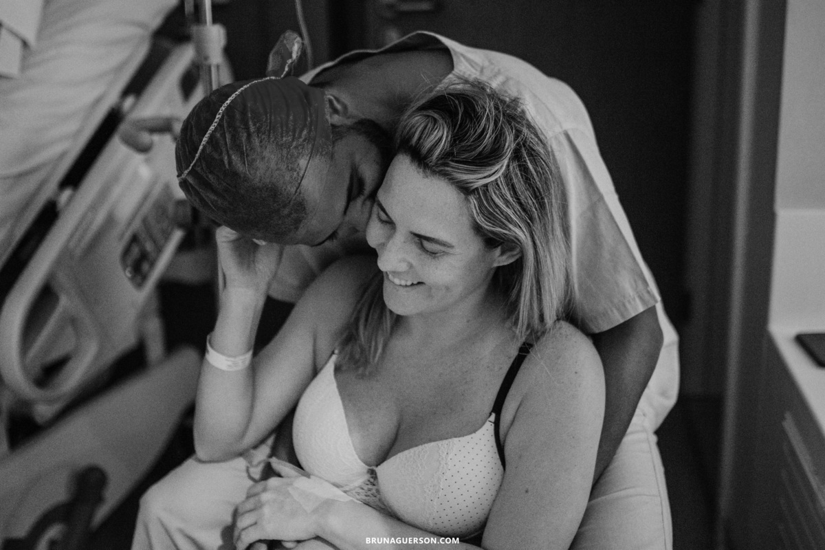 fotografia de parto fotografa rj Rio de Janeiro perinatal laranjeiras perinatal barra da Tijuca parto normal parto humanizado fotos de parto