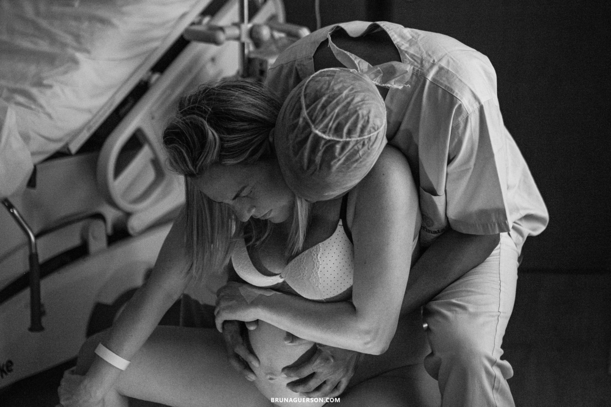 fotografia de parto fotografa rj Rio de Janeiro perinatal laranjeiras perinatal barra da Tijuca parto normal parto humanizado fotos de parto