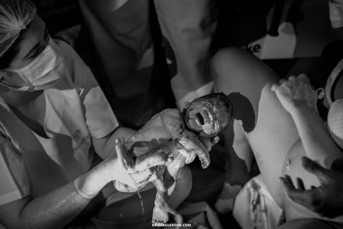 fotografia de parto fotografa rj Rio de Janeiro perinatal laranjeiras perinatal barra da Tijuca parto normal parto humanizado fotos de parto