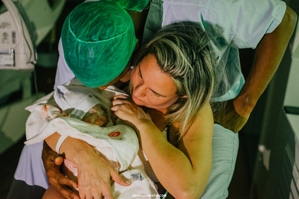 fotografia de parto fotografa rj Rio de Janeiro perinatal laranjeiras perinatal barra da Tijuca parto normal parto humanizado fotos de parto