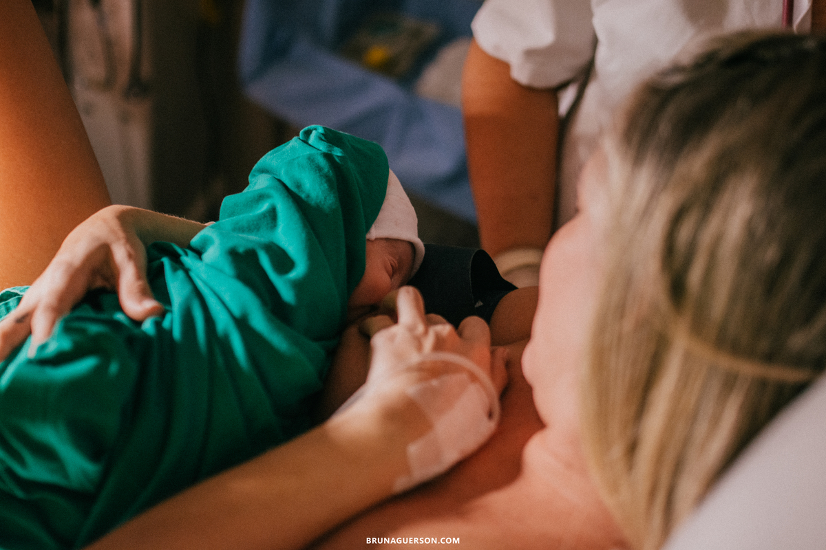 fotografia de parto fotografa rj Rio de Janeiro perinatal laranjeiras perinatal barra da Tijuca parto normal parto humanizado fotos de parto